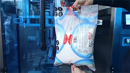 Pouch Powder Packaging Machine with Hole Punching