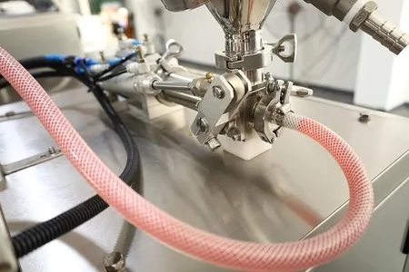 Liquid feeding tube