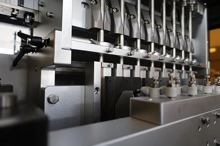 Multi-lane bag forming system