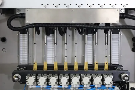 Sealing and cutting system